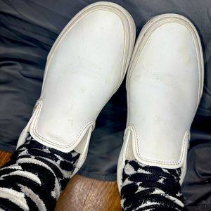 White Leather Classic Slip-on Vans